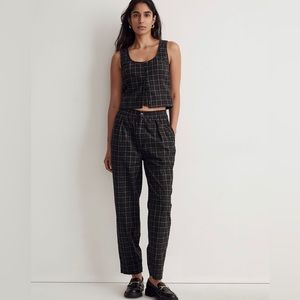 NWOT Madewell Corduroy Pull-On Tapered Pants in Dark Forest Plaid XS. Never worn